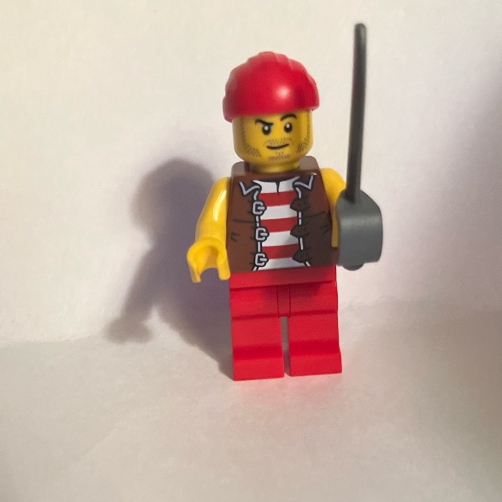 LEGO idea237 Bo'sun Will Pirate Minifigure from Set 21358 Vending Machine